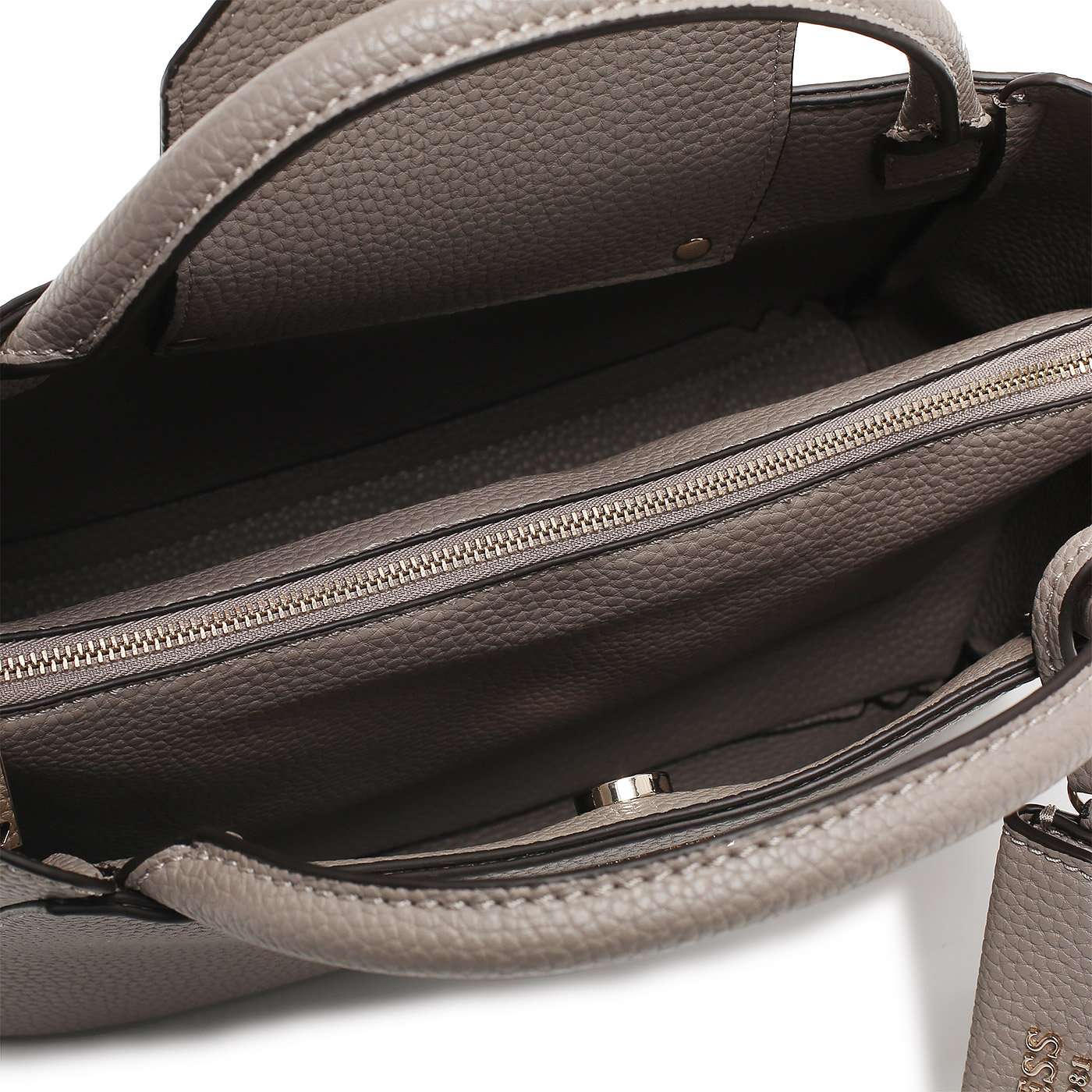 Сумка с брелоком Guess Brenton