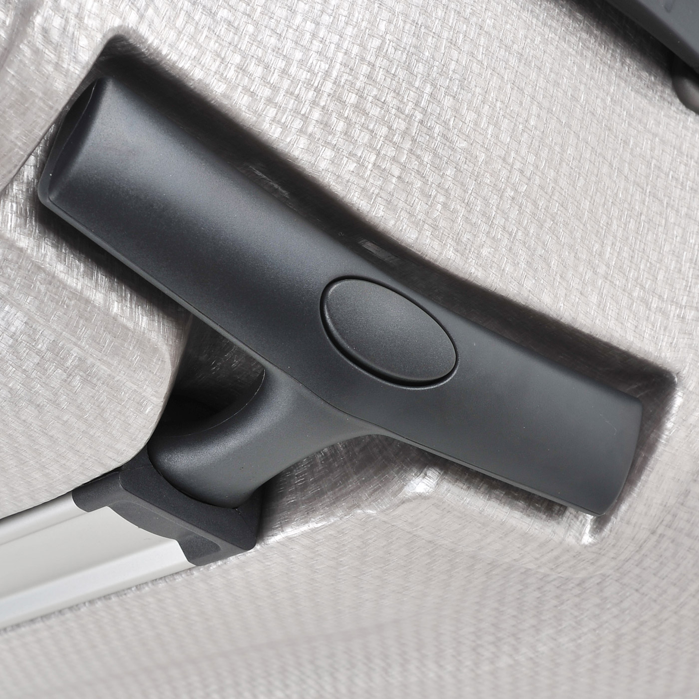 Чемодан очень большой XL из материала Curv с кодовым замком Samsonite Cosmolite