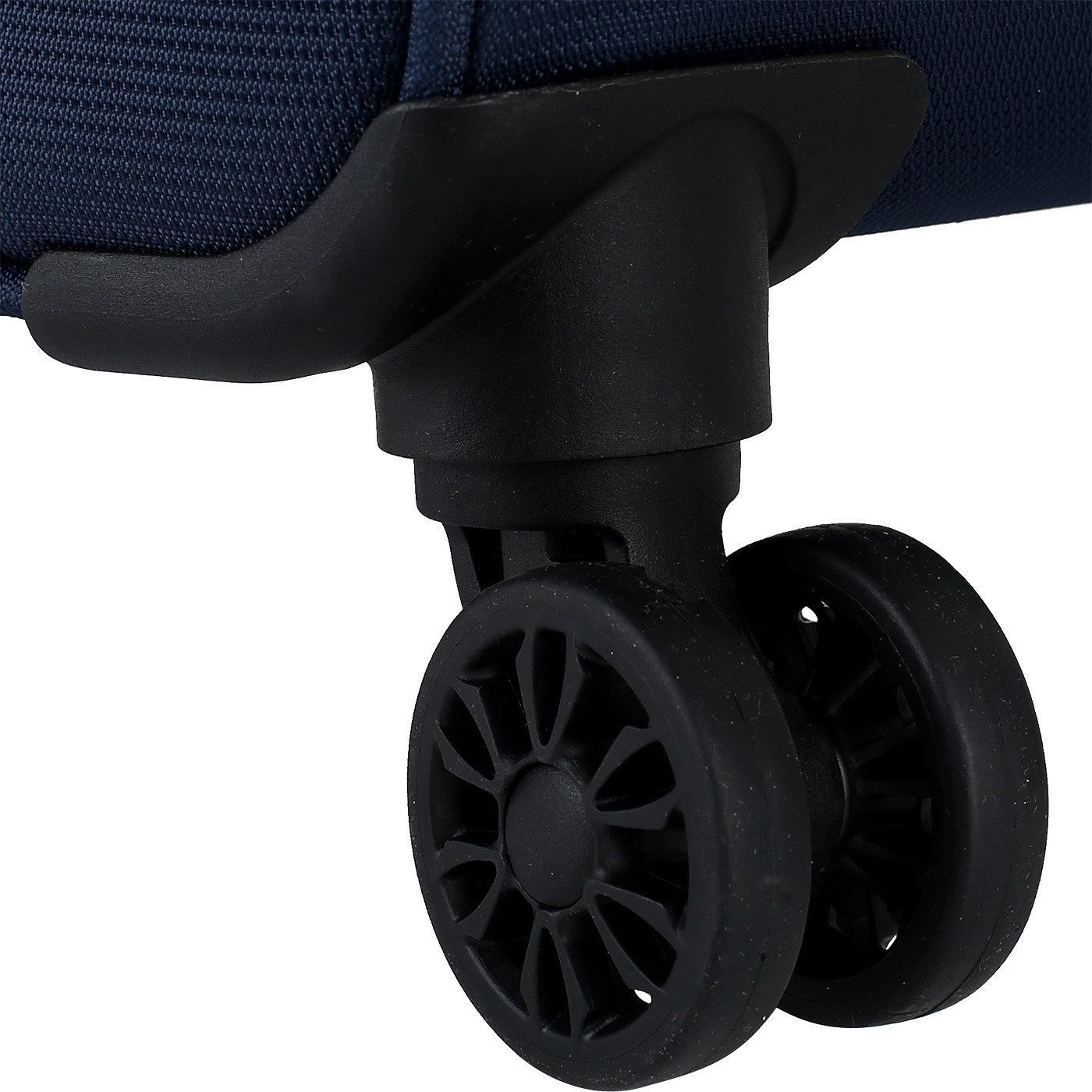 Чемодан средний M тканевый с кодовым замком American Tourister Oregon