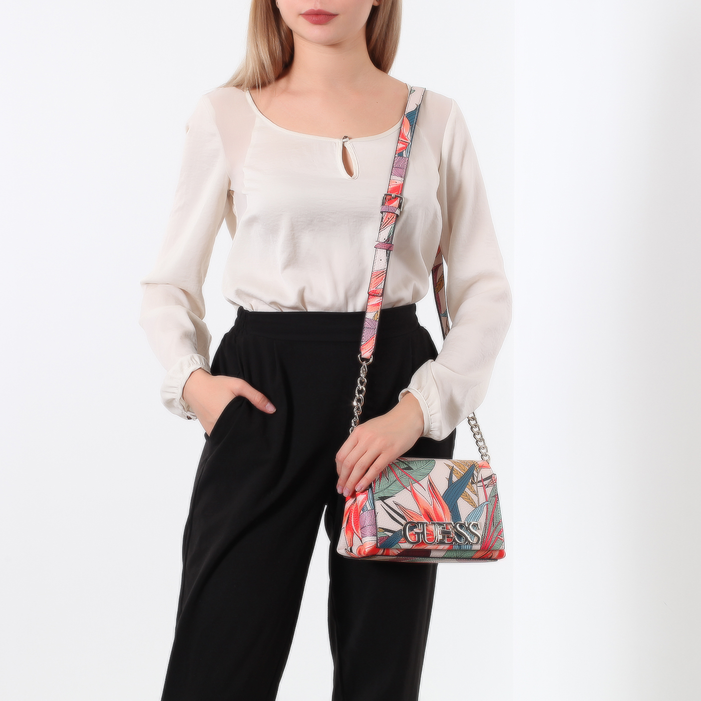 Сумка с принтом Guess Uptown Chic