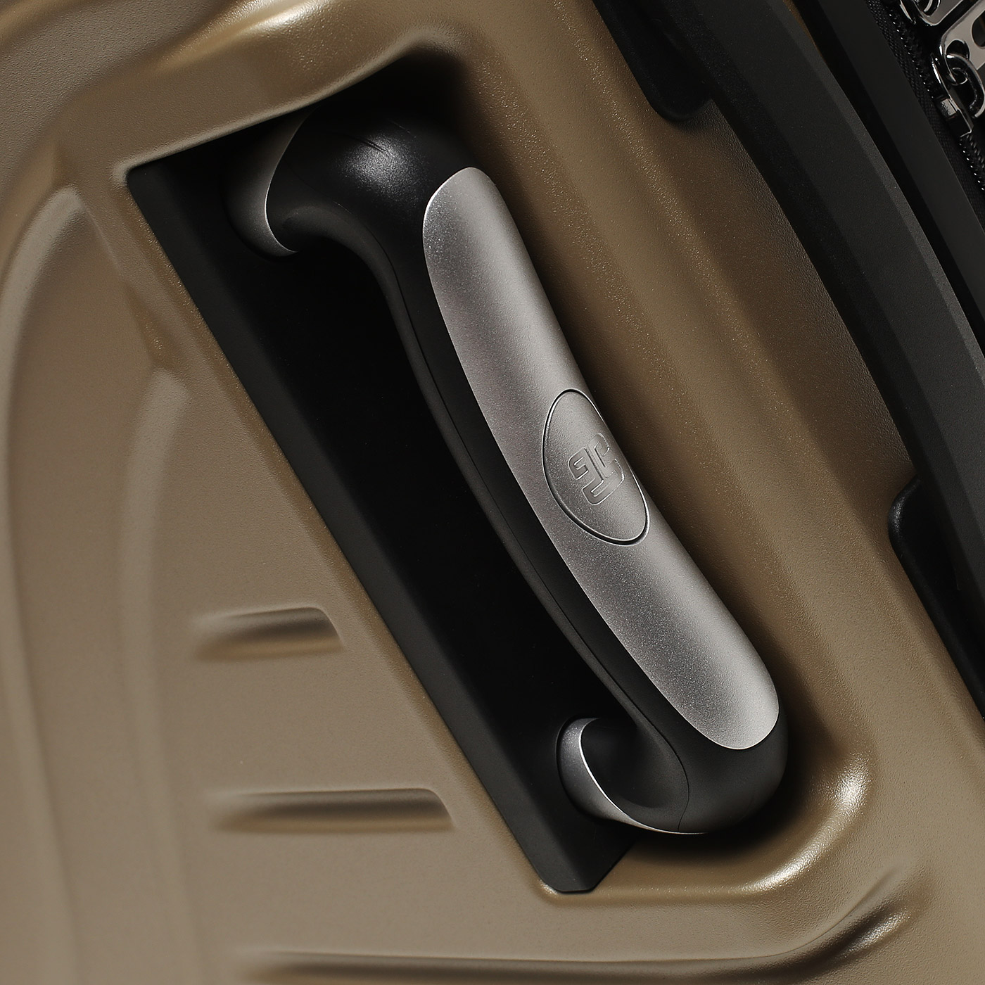 Чемодан средний M из поликарбоната Eberhart Phantom