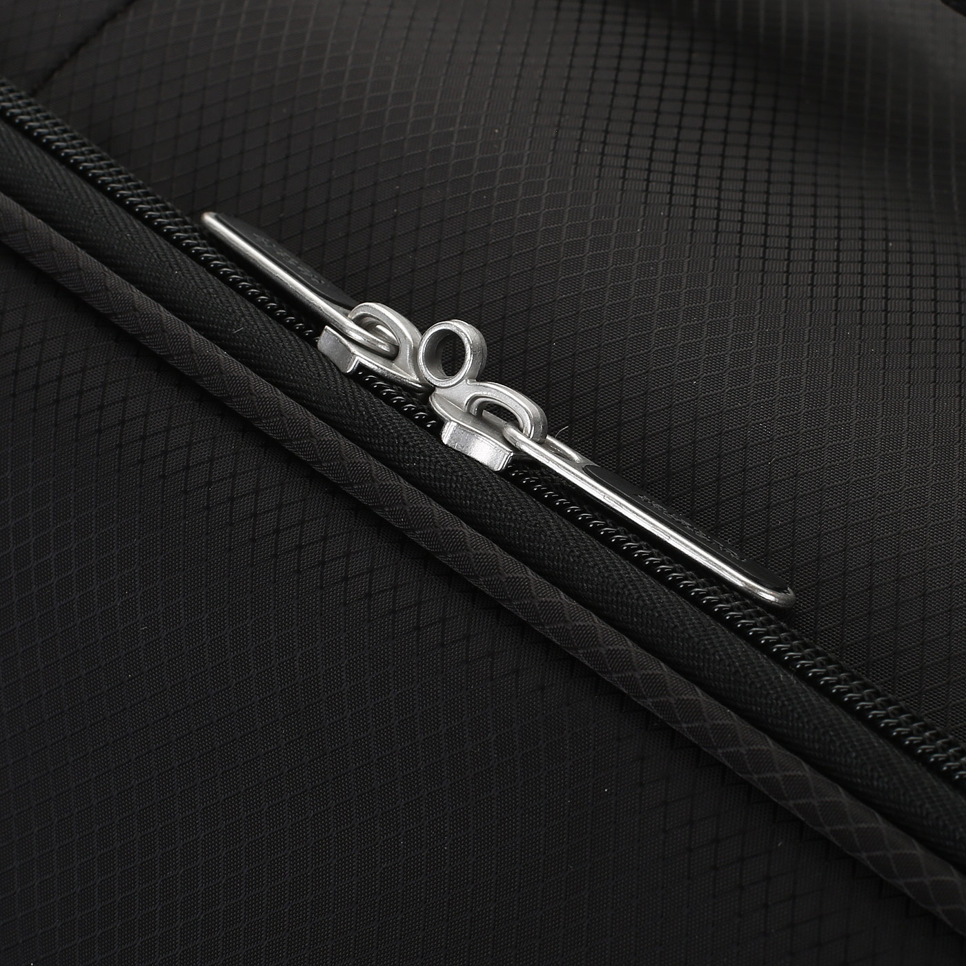 Чемодан American Tourister Litewing