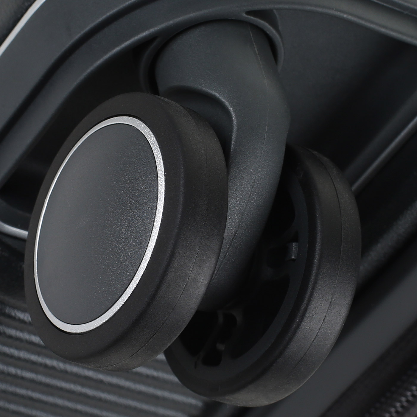 Чемодан маленький S из поликарбоната Echolac Dynasty