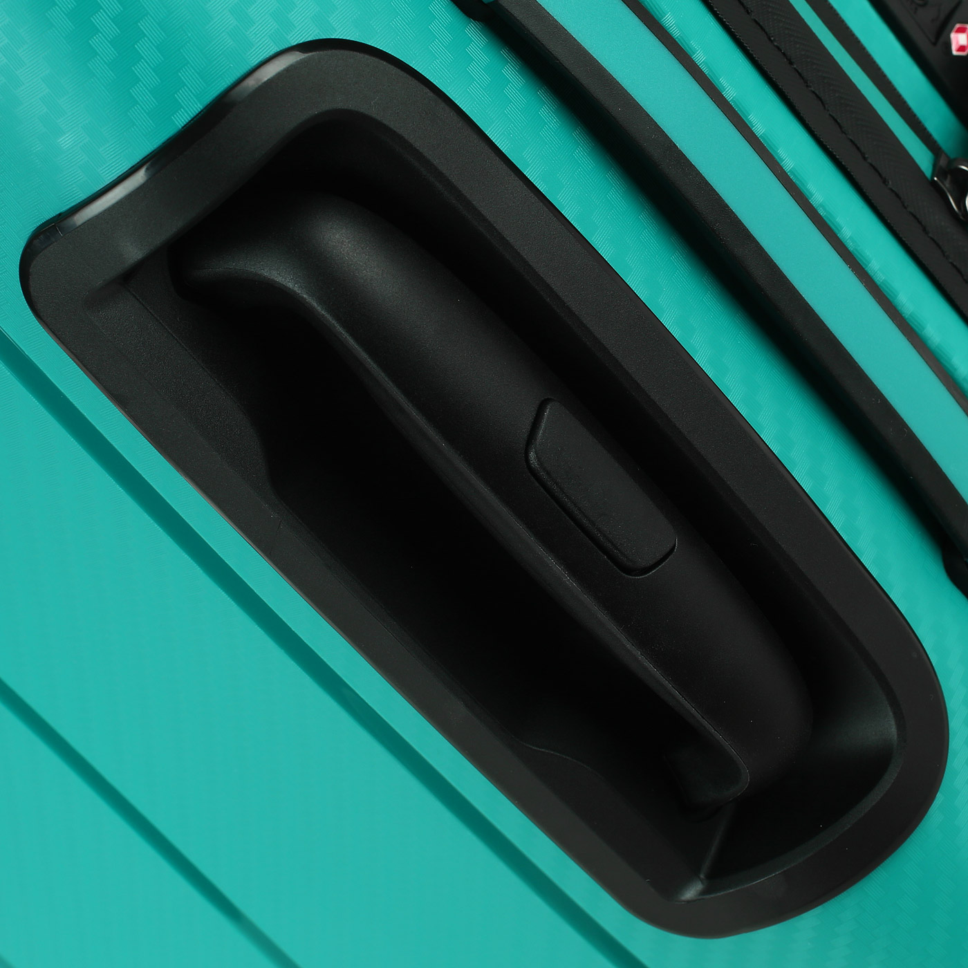 Чемодан средний M из полипропилена с кодовым замком Eberhart Vortex