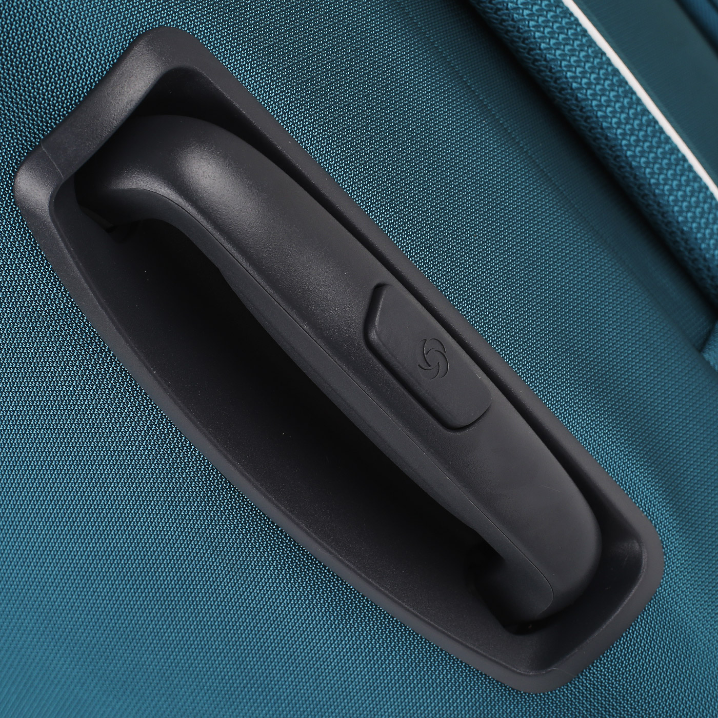 Чемодан большой L тканевый с кодовым замком Samsonite Popsoda